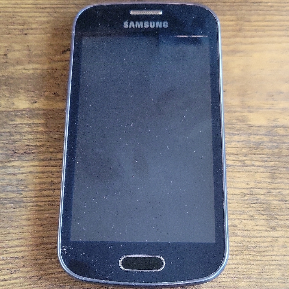 Samsung Gray Smartphone (Tested, Works)